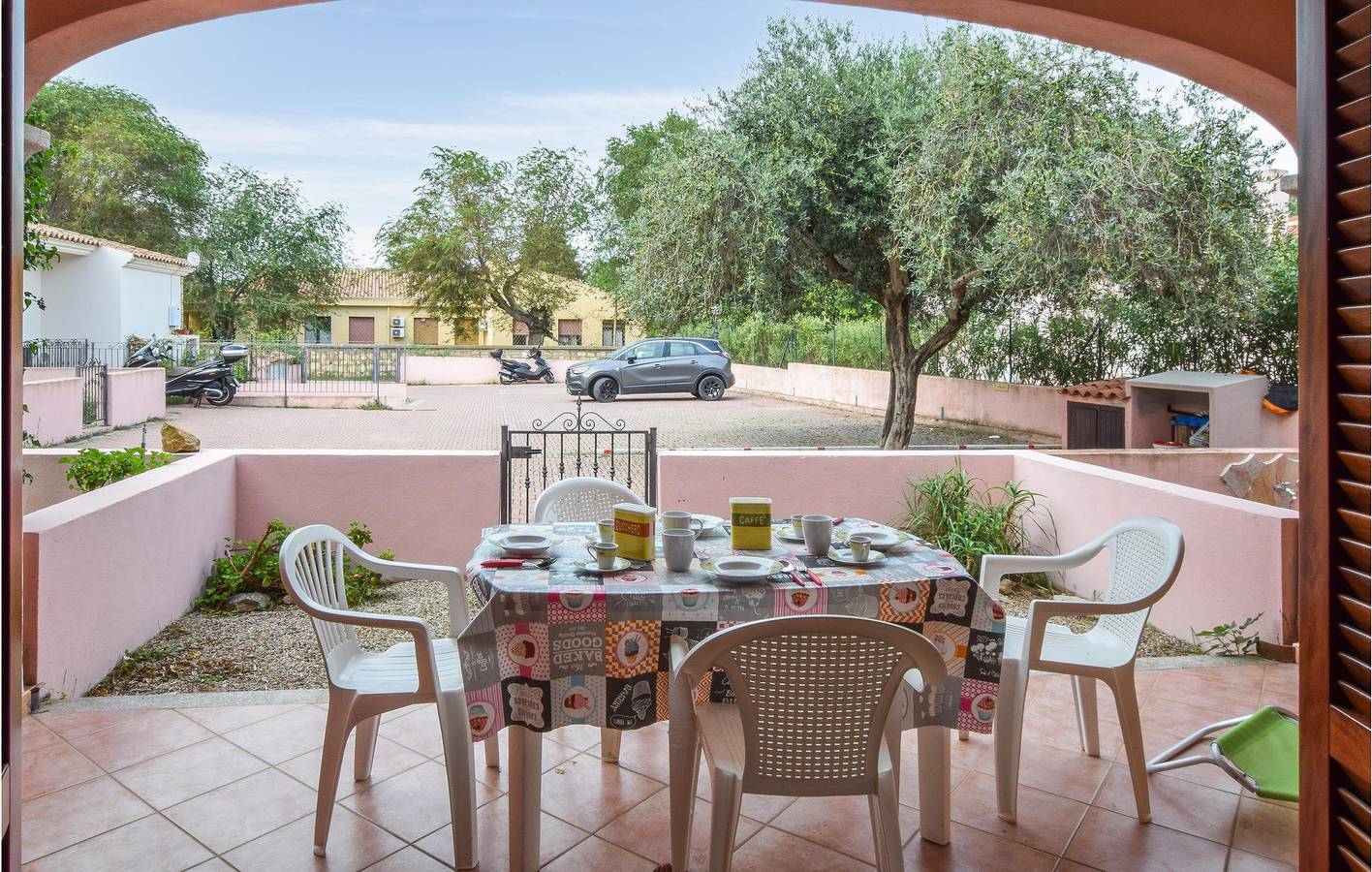 Appartamento isolato di 75 mq con vista, parcheggio e pesca in Straulas, San Teodoro