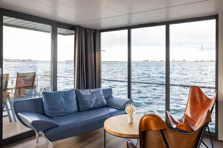 Hausboot für 4 Personen, mit Terrasse und Seeblick an der Ostsee - 3