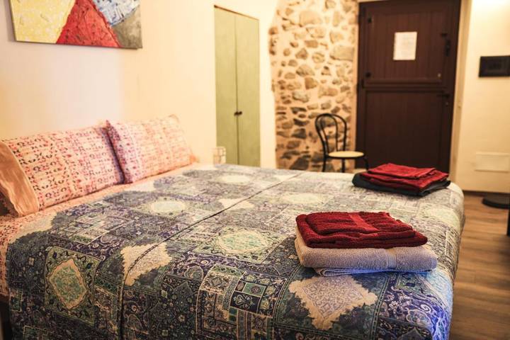 Location de vacances pour 2 personnes, avec terrasse et piscine, animaux acceptés à Pontremoli - 4