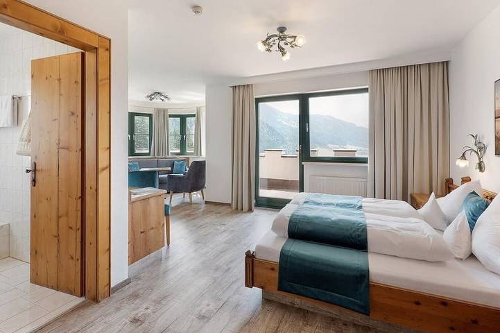 Ferienhaus für 2 Personen, mit Sauna und Balkon sowie Garten und Pool, mit Haustier