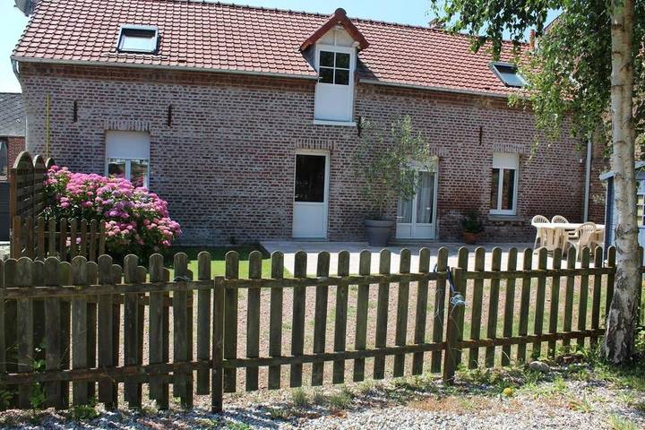 Location de vacances pour 4 personnes, avec terrasse à Saint-Quentin-la-Motte-Croix-au-Bailly - 2
