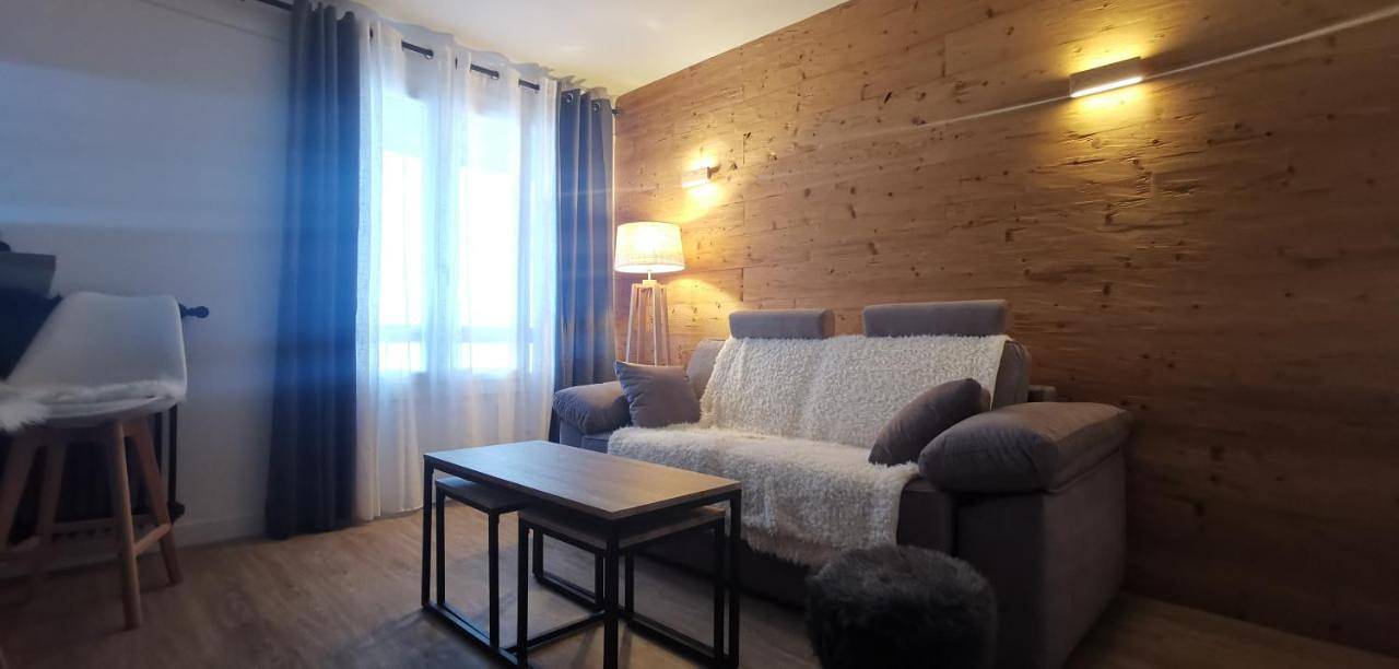 Appartement entier, Chaleureux Studio au centre de Valberg in Péone, Région de Nice