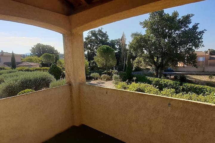 Location de vacances pour 4 personnes, avec Balcon et Jardin à Sainte-Cécile-les-Vignes - 4
