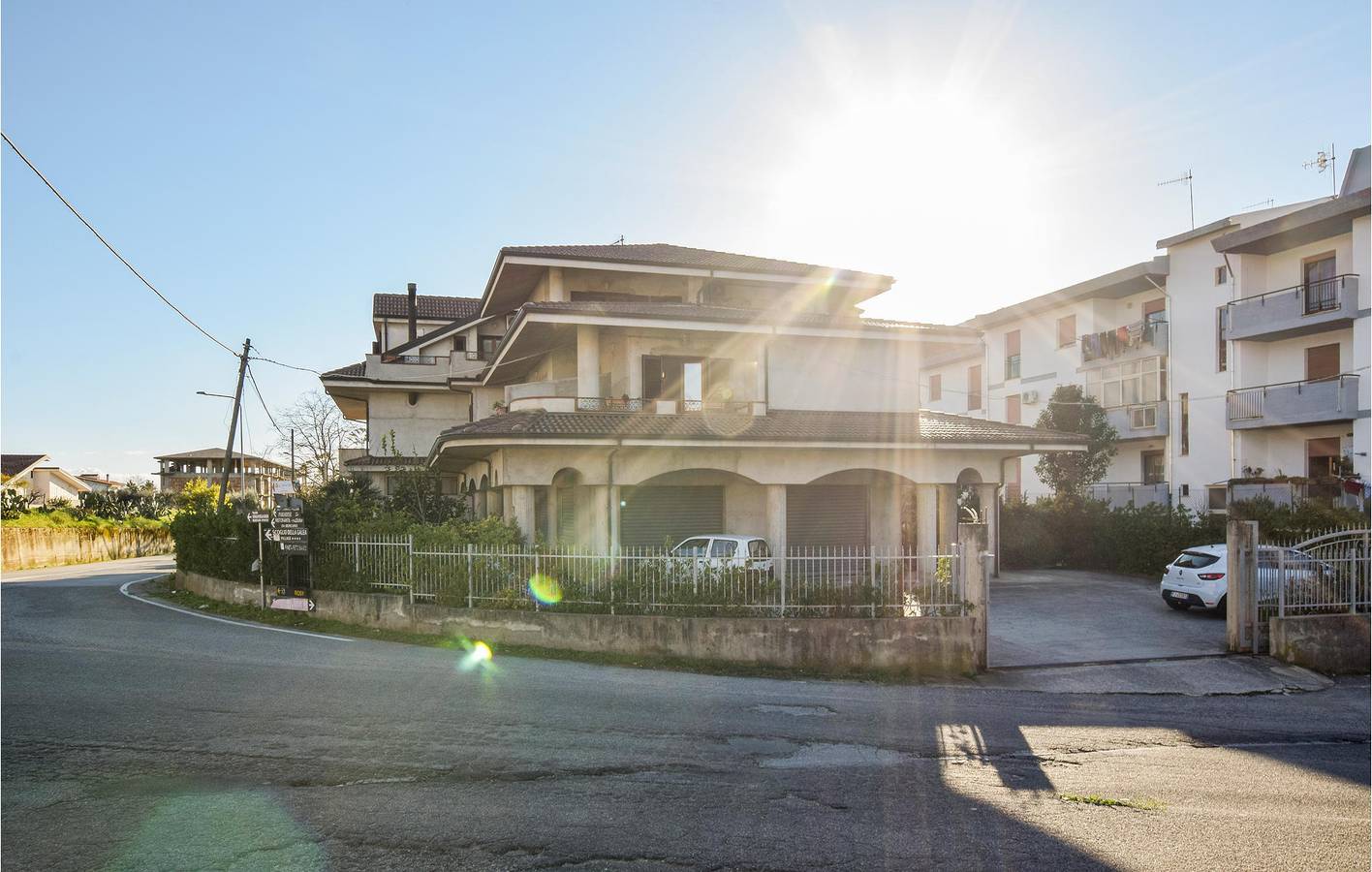 Ganze Ferienwohnung, Apartment mit Meerblick, Terrasse und Parkplatz in Ricadi, Vibo Valentia Provinz