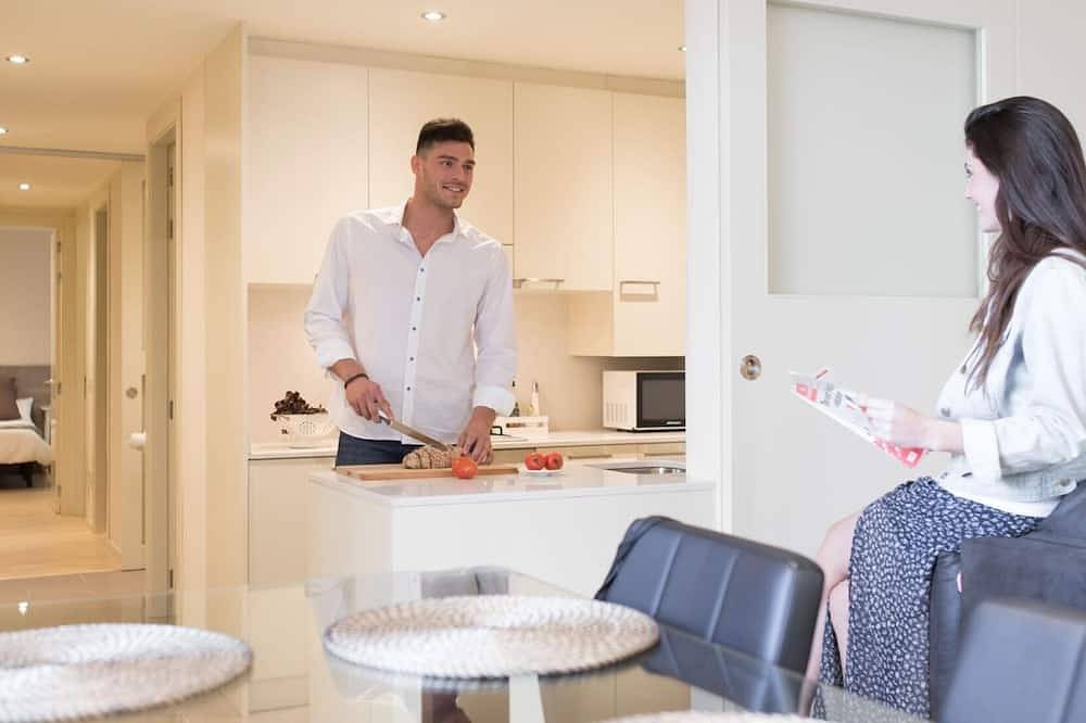 Entire apartment, Cort Reial 1A - Holiday Apartment Rental in Girona | Bravissimo in Girona, Gironès