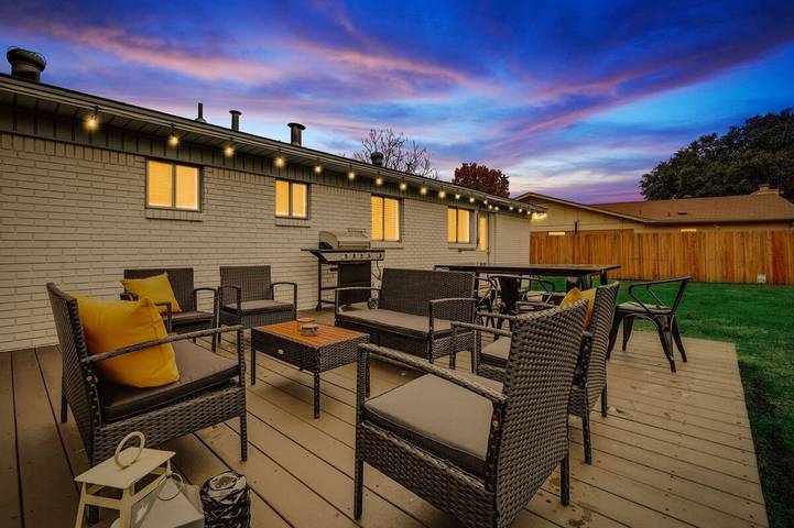 Vacation rental for 9 people, with pool and yard, with pets in Tarrant County