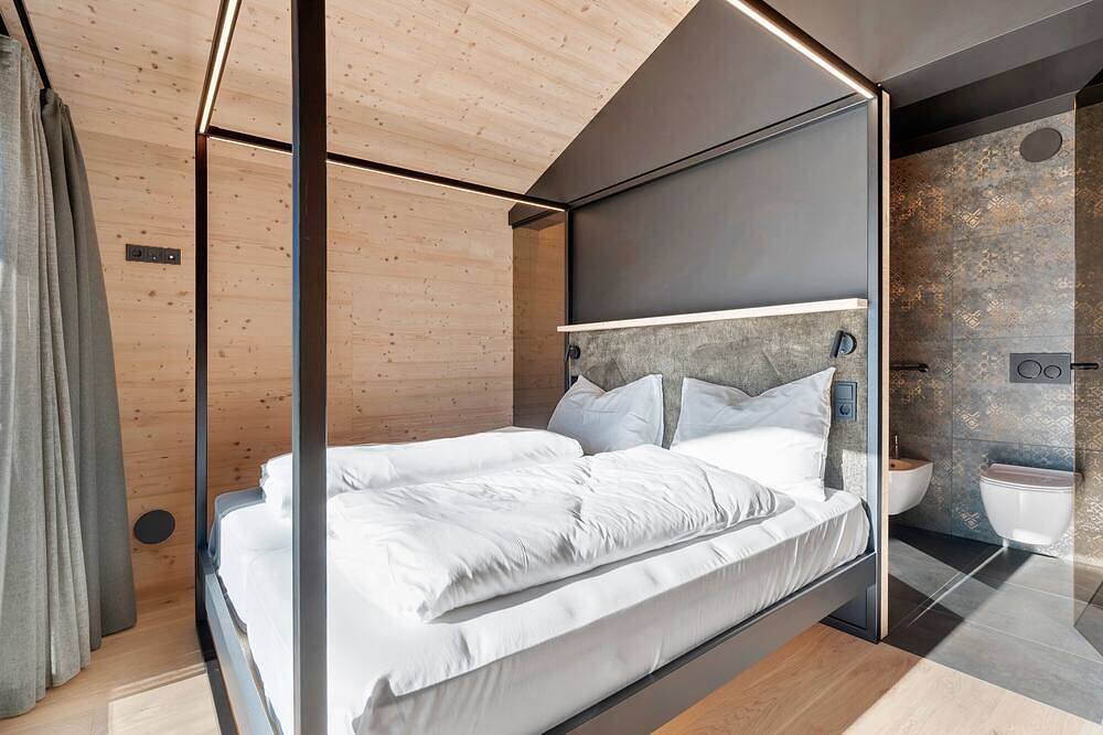 Geheel appartement, Chalet 'Einheit G' met Uitzicht op de Bergen, Privéterras en Wi-Fi in Deutschnofen, Eggental