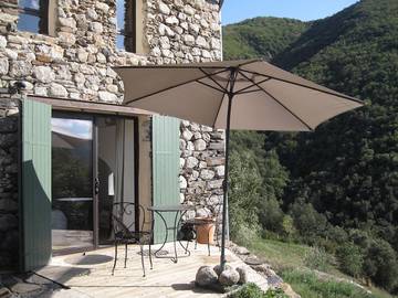 Chambre d’hôte pour 2 personnes, avec jardin et piscine dans le Gard