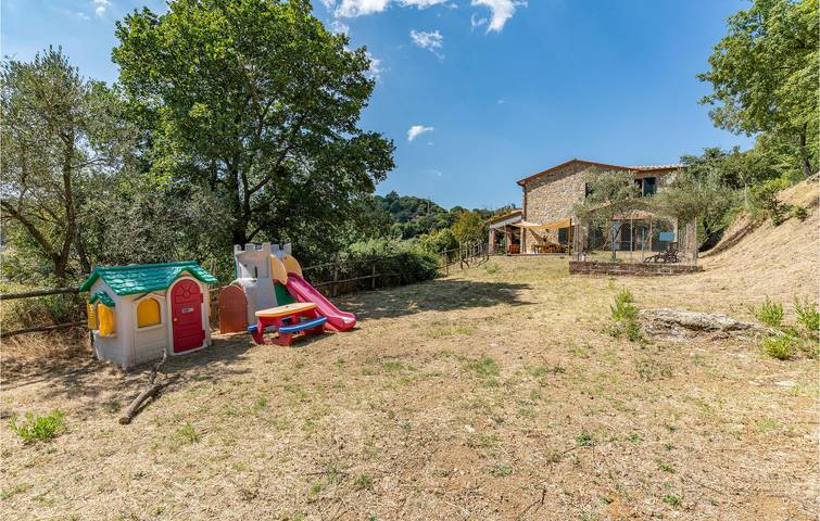 Casa vacanza per 12 persone in Tuscia