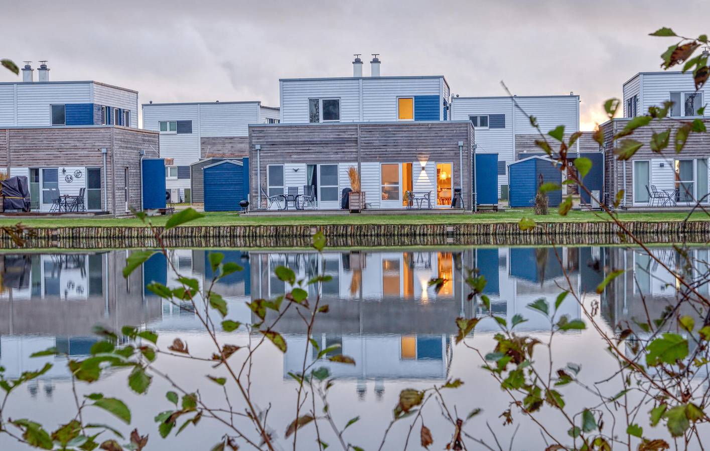 Gemütliche Wohnung am Strand mit Terrasse und Parkplatz - Tossens in Tossens, Butjadingen