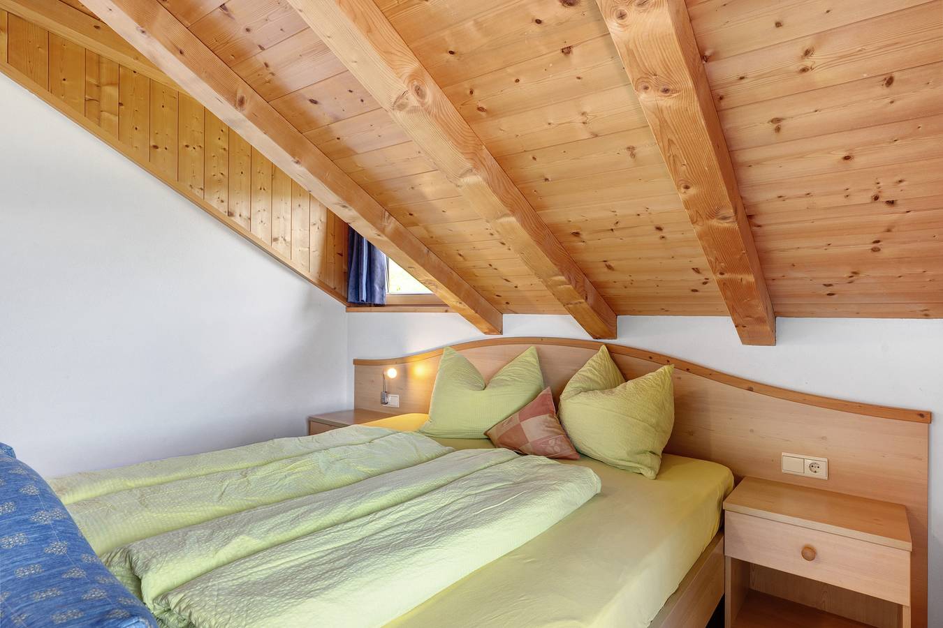 Ganze Wohnung, Ferienwohnung 'Ringelblume' mit Bergblick, Gemeinschaftsgarten und Wi-Fi in Schlaneid, Mölten