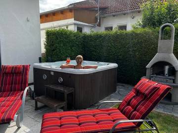 Ferienhaus für 9 Personen, mit Garten und Sauna sowie Pool und Seeblick in Göhren-Lebbin