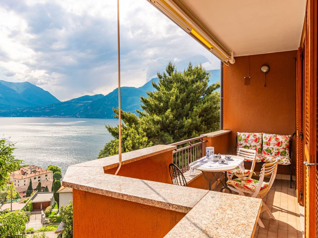 Ganze Wohnung, La casa del Musicista in Bellano, Orobie Alpen West