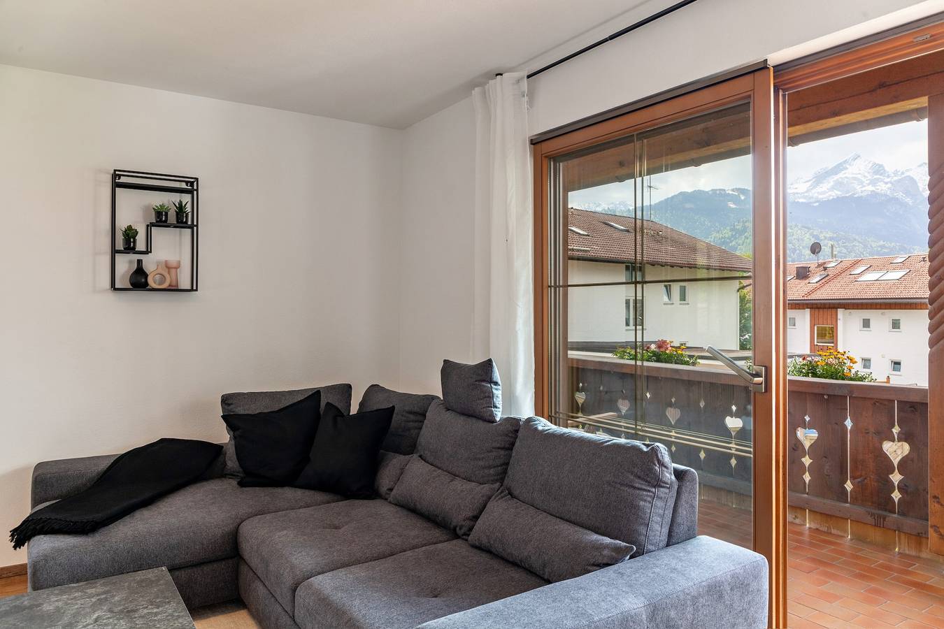 Vakantiewoning 'Alpblick Alpspitze' met bergzicht, balkon en wifi, foto 9