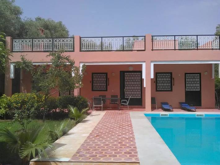 Location de vacances pour 10 personnes, avec jardin ainsi que vue et piscine, adapté aux familles à Ourika (roman)