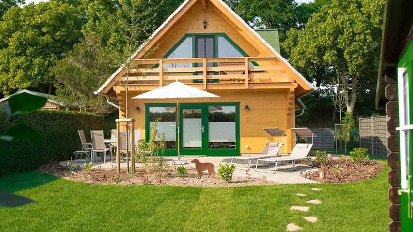 Ferienhaus für 4 Personen, mit Garten und Terrasse, mit Haustier in Neukalen
