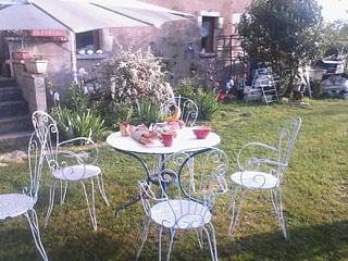 Chambre d’hôte pour 3 personnes, avec jardin dans le Cher - 2