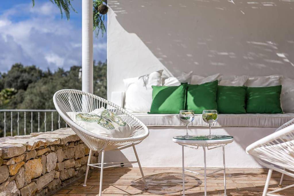 Three-Bedroom House in São Brás de Alportel, Faro Distrikt