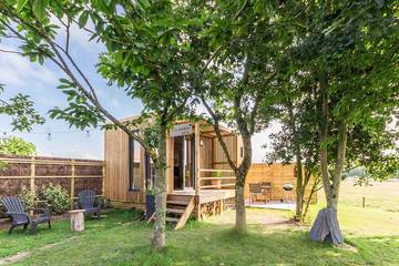 Gîte pour 2 personnes, avec terrasse à Aigrefeuille-sur-Maine