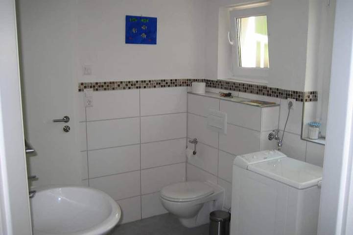 Ganze Wohnung, Erholung in ruhiger Lage in Konstanz am Bodensee in Konstanz, Landkreis Konstanz
