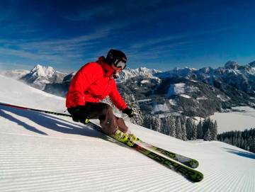 Zimmer für 3 Personen in Tannheim (Tirol), Allgäuer Alpen (Österreich), Bild 4