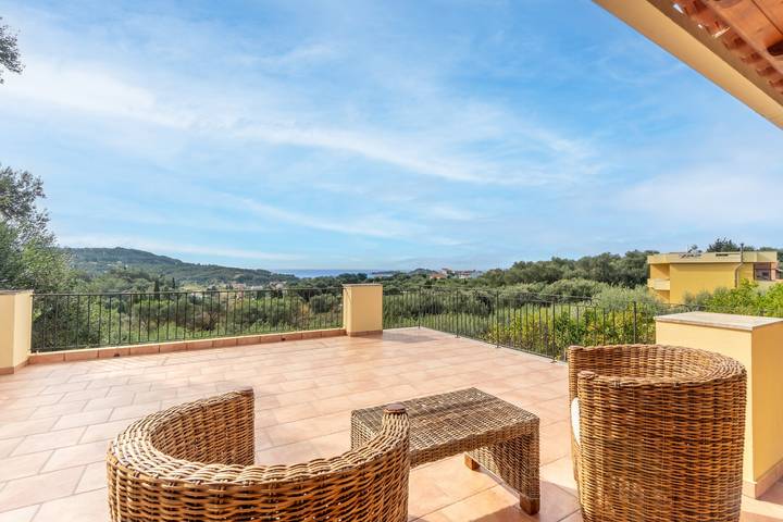 Ferienhaus "Ilios County House" mit Meerblick, privater Terrasse und Wlan in Arillas, Korfu