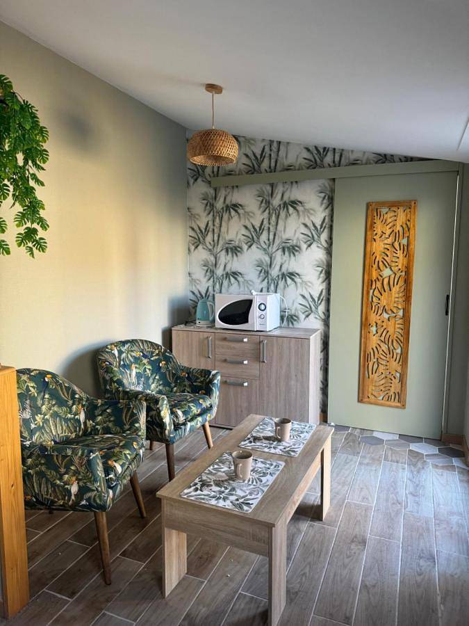 Gîte pour 2 personnes, avec Terrasse et Jardin à Luc-sur-Mer - 3