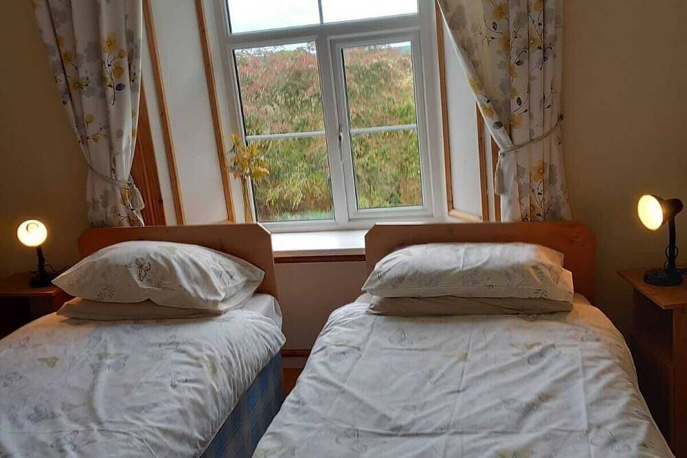 2 Bed in Pettigo (oc-ii07924) in Donegal, County Donegal