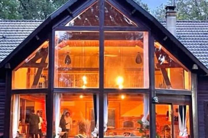Chalet pour 14 personnes, avec piscine et jacuzzi