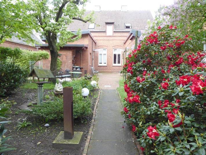 Ferienwohnung für 4 Personen, mit Terrasse und Garten sowie Ausblick in Leer (Ostfriesland)