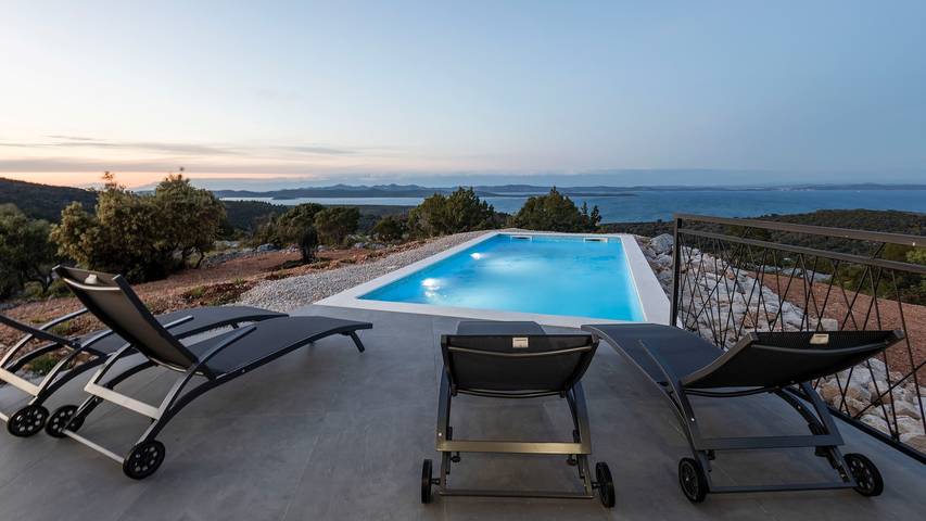 Villa pour 6 personnes, avec jardin ainsi que piscine et vue sur l’océan à Sali - 2