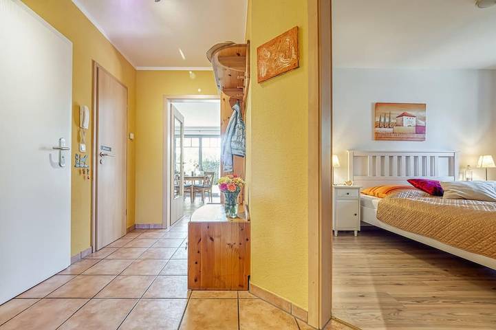 Ganze Wohnung, Komfortable, ruhige 3-Zimmer-Erdgeschosswhg, Garten, Kamin und FussBoden-Heizung in Prerow, Fischland - Darß - Zingst