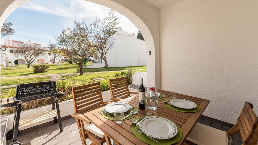 Ferienwohnung für 3 Personen, mit Terrasse und Garten - 1