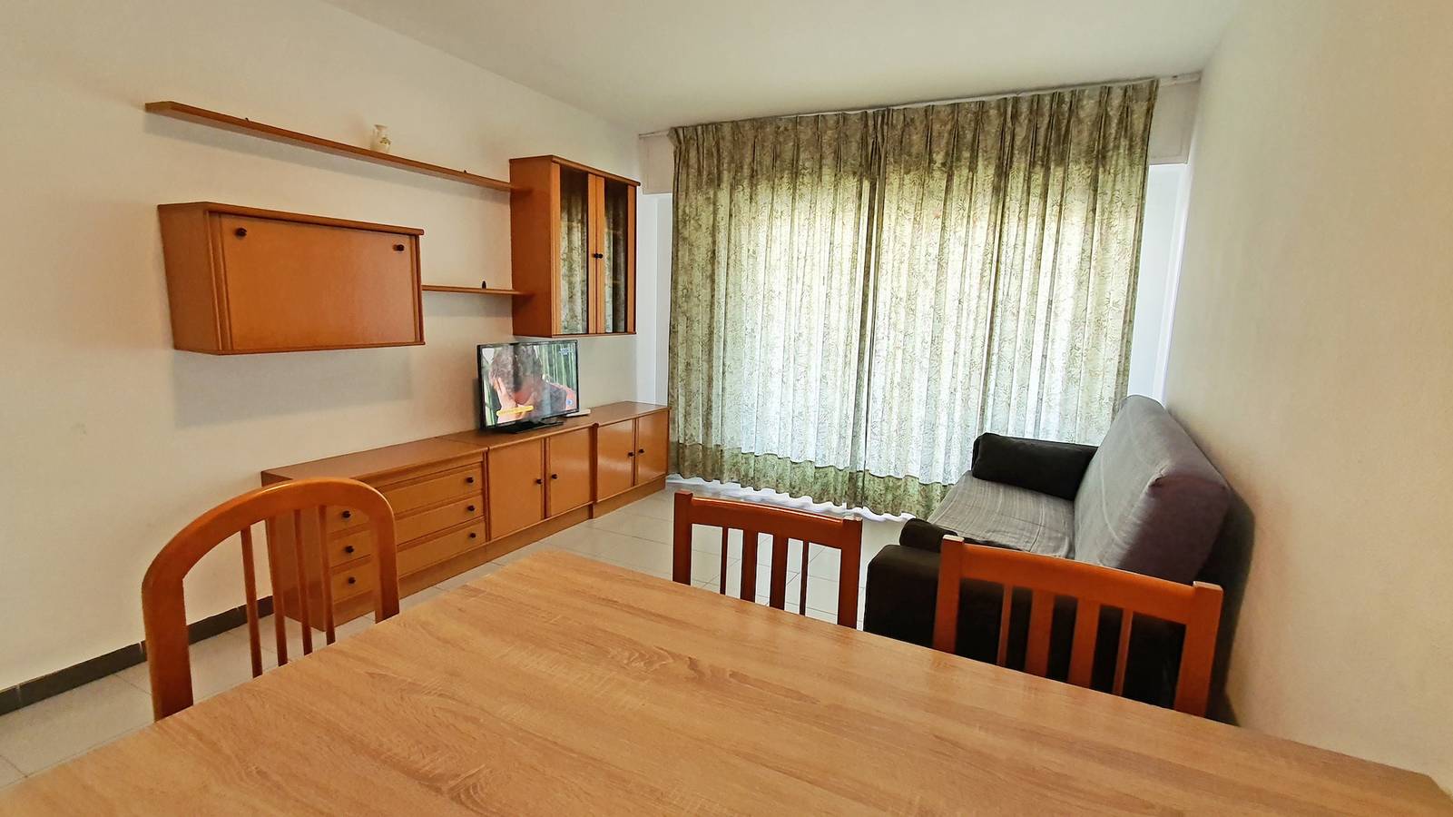 Ganze Wohnung, Gardenias I - 4ª - 4º - G in Playa de Gandía, Costa de Valencia