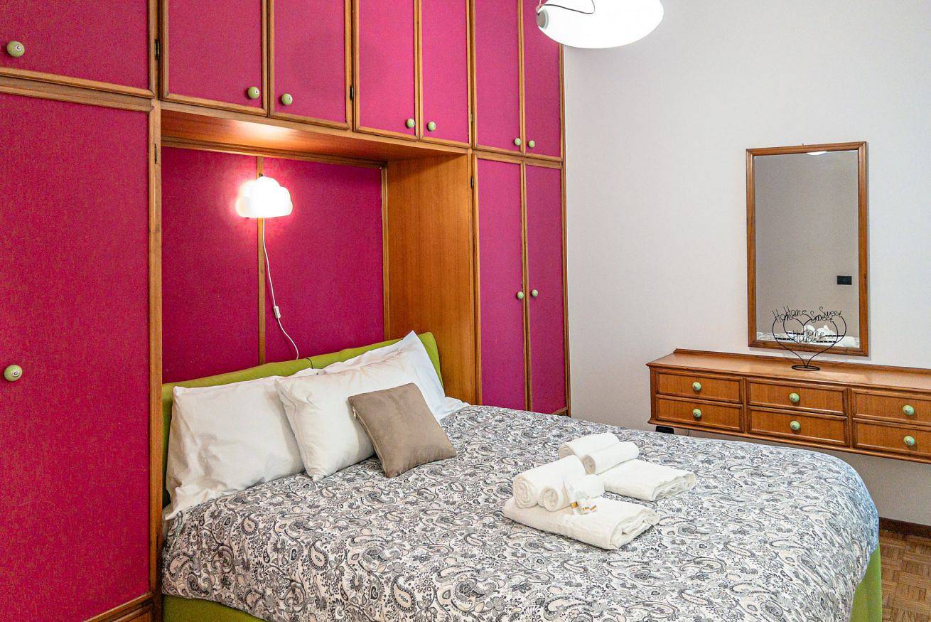 Ganze Wohnung, [Meer 200m] A/C • Smart-Tv • Wlan in Savona (Stadt), Savona