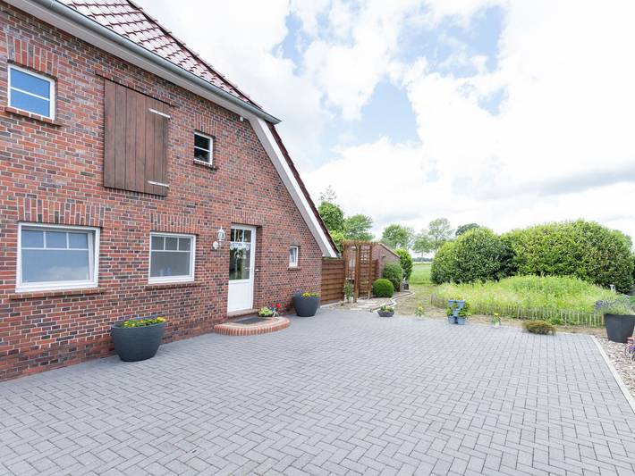 Ferienwohnung für 4 Personen, mit Terrasse und Garten in Brinkum - 2