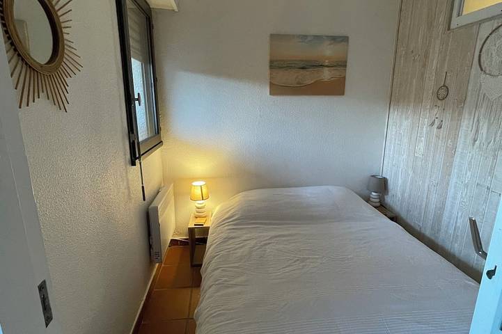 Gîte pour 6 personnes, avec terrasse et piscine dans Plage de Bélisaire - 2