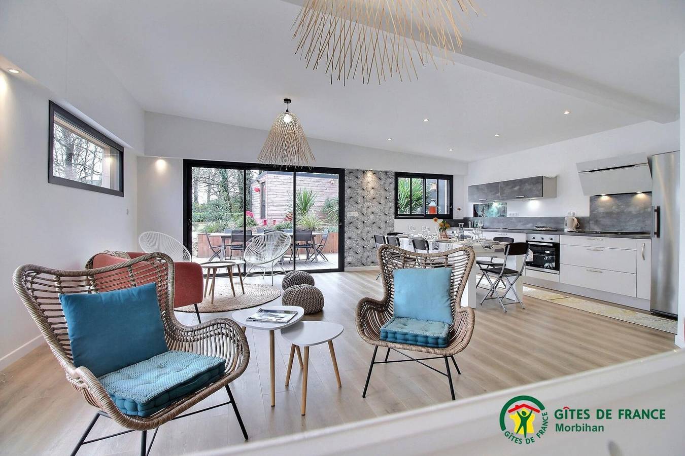 Le Petit Len Zen in Plougoumelen, Côte des Mégalithes