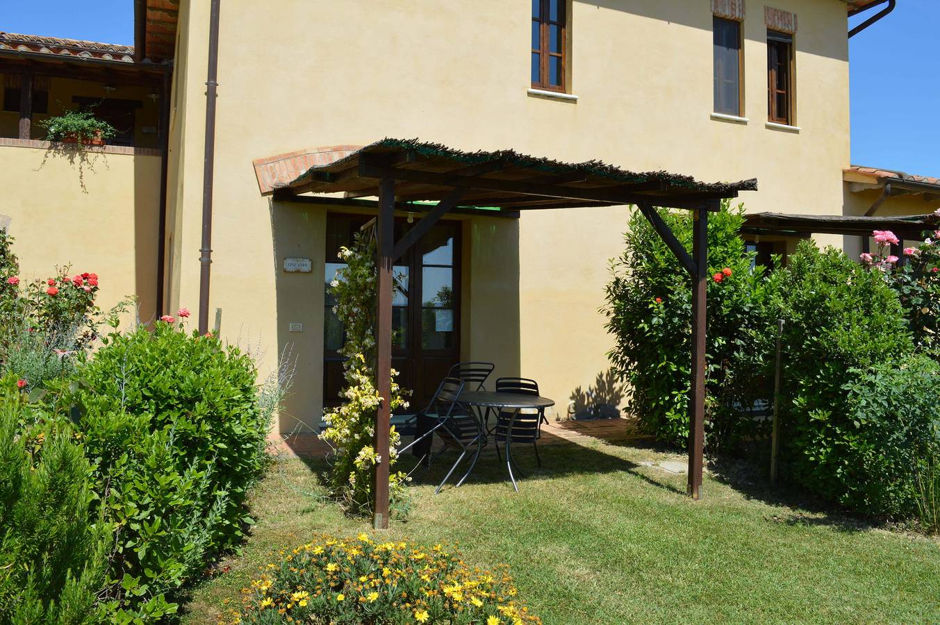 Appartamento per 6 Persone in Asciano, Siena e dintorni