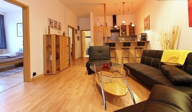 Ferienwohnung für 5 Personen, mit Terrasse und Garten in Mittelnkirchen