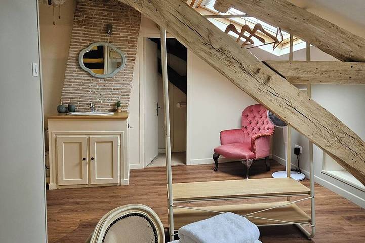 Location de vacances pour 14 personnes, animaux acceptés à Champagne-et-Fontaine - 3