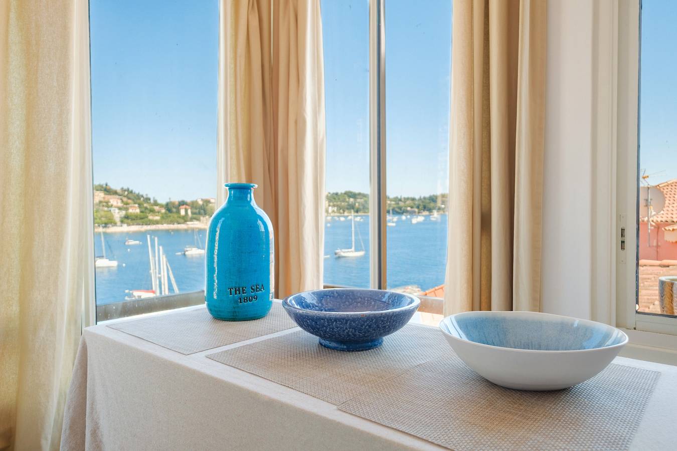 Ganze Wohnung, Ferienwohnung 'Magnifique Vue Mer' mit Meerblick, Wi-Fi und Klimaanlage in Villefranche-sur-Mer, Nizza und Umgebung
