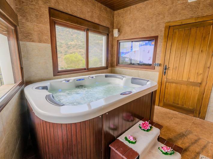 Chalet para 2 personas, con Jacuzzi y Terraza además de Jardín y Piscina en Provincia de Almería - 3