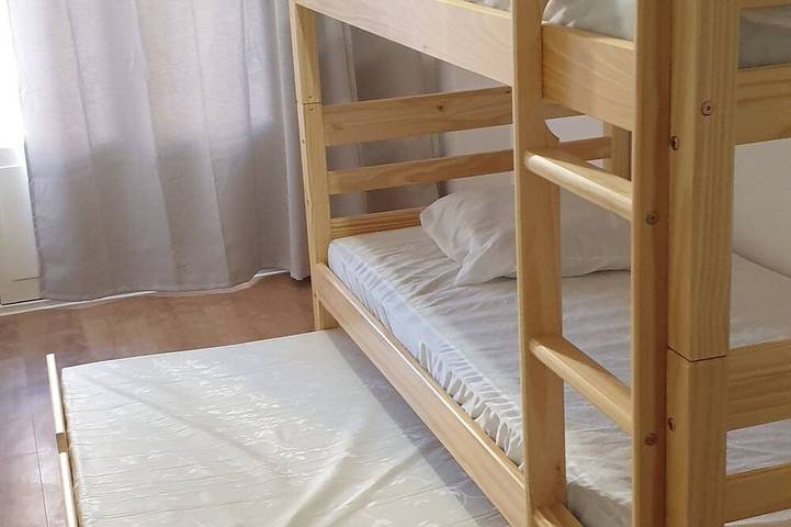 Ganze Wohnung, Schöne 3 Stücke in Luxusresidenz 50 Meter vom Meer entfernt in Menton, Mittelmeerküste (Frankreich)