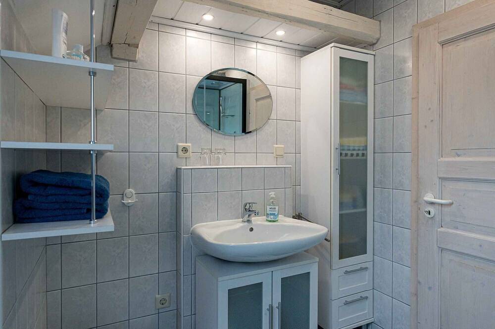 Ganze Wohnung, Ferienwohnung (70qm) mit Garten und Holzpavillon in Beilngries, Altmühltal