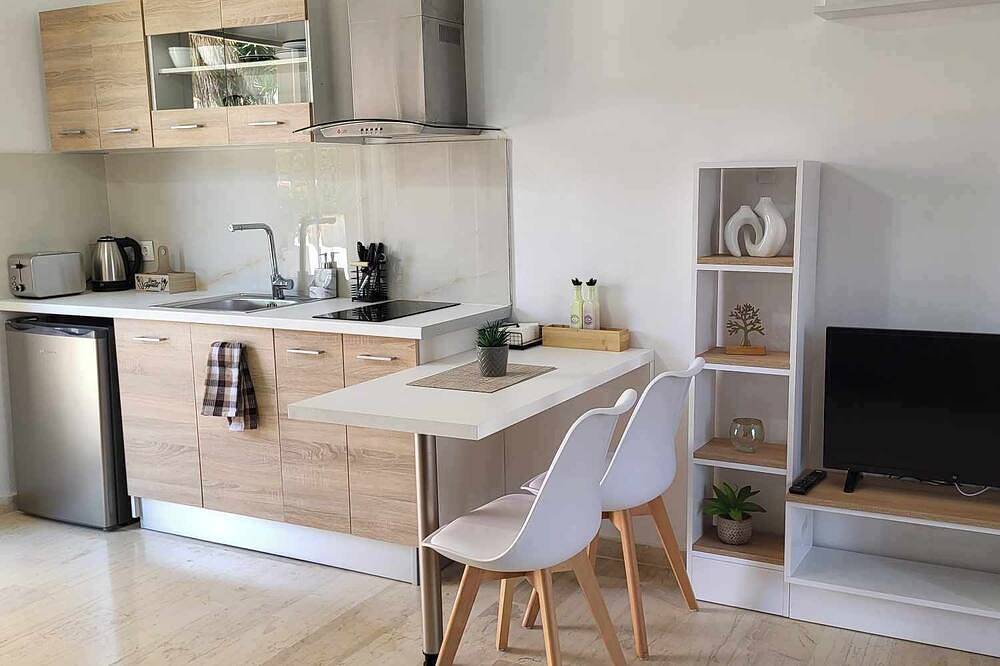 Geheel appartement, Enjoy a stylish experience at this centrally located venue. in Sidari, Corfu