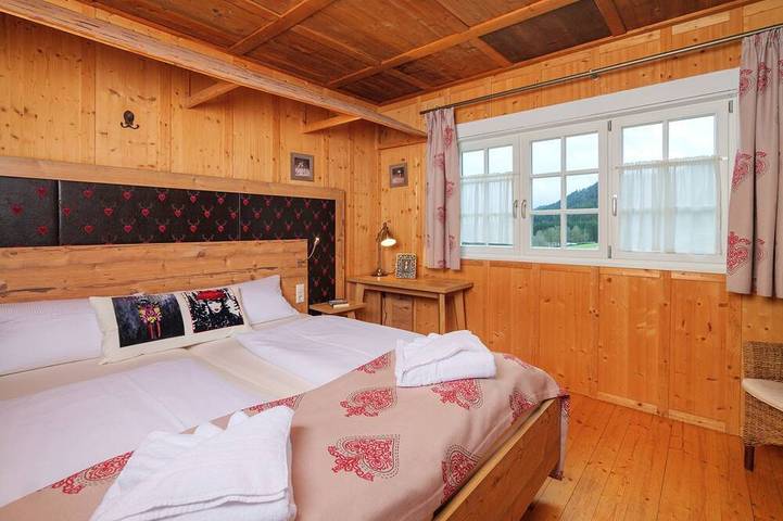 Ferienhaus für 11 Personen, mit Terrasse und Garten sowie Sauna in Alpirsbach - 4