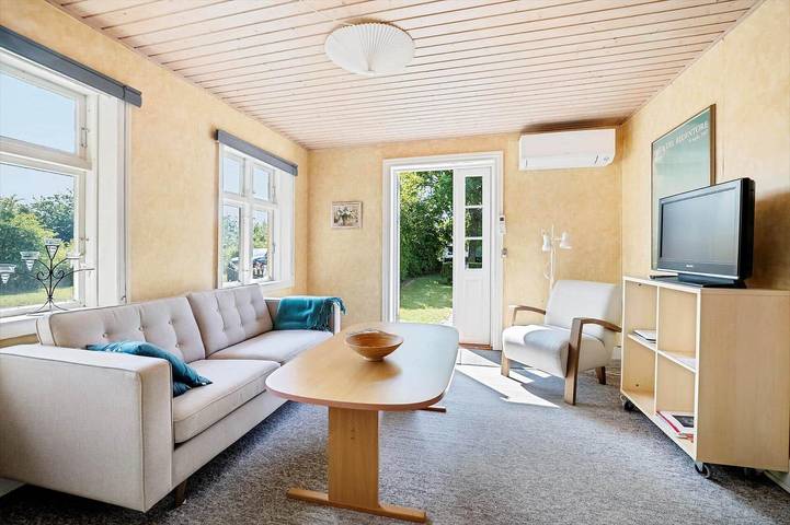 4771 Aakirkeby - Søndre Landevej 104 lejl. A in Aakirkeby, Bornholm