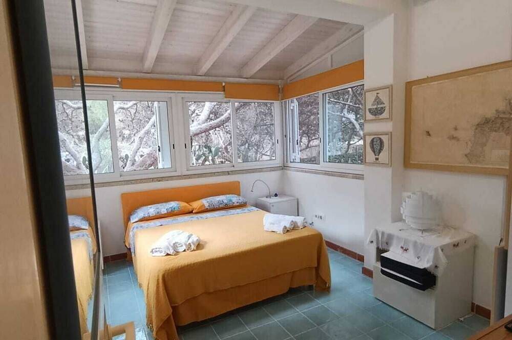 Elegant Villa near the sea in Favignana