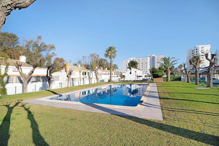 Ferienhaus für 8 Personen, mit Balkon und Garten sowie Kinderpool in El Puerto de Santa María - 3